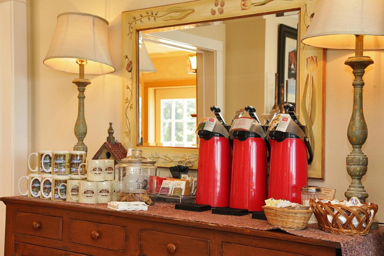 Saratoga Inn Langley Eksteriør billede