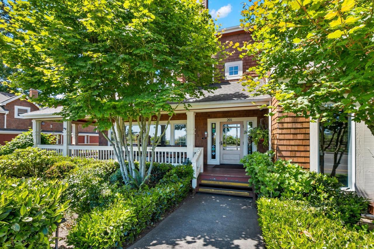 Saratoga Inn Langley Eksteriør billede