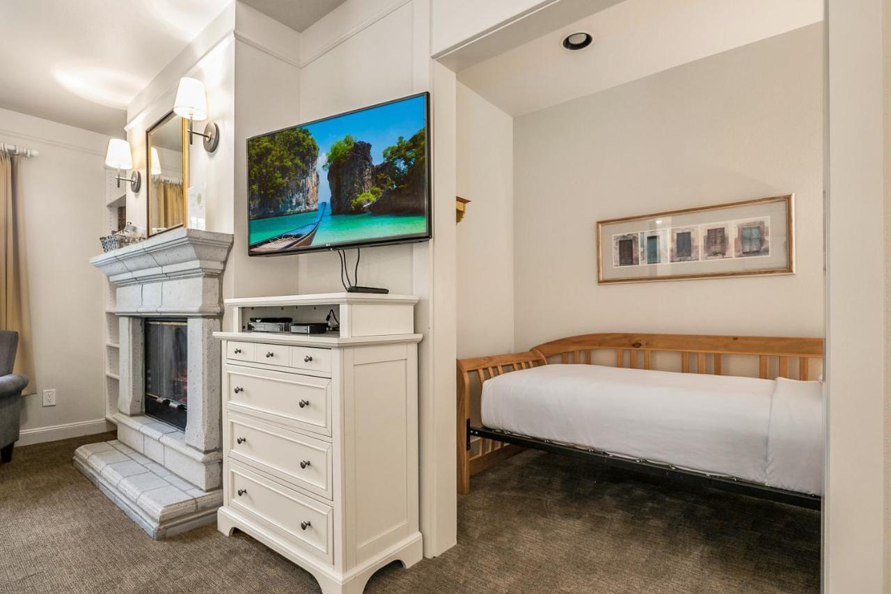 Saratoga Inn Langley Eksteriør billede